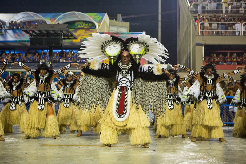 Hoanh trang le hoi duong pho Brazil-Hinh-5